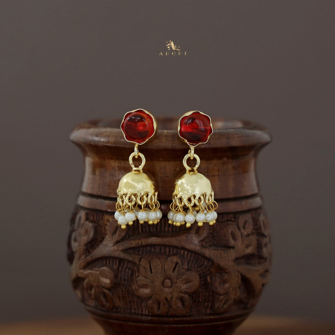 Nayeli Golden Pearl Jhumka