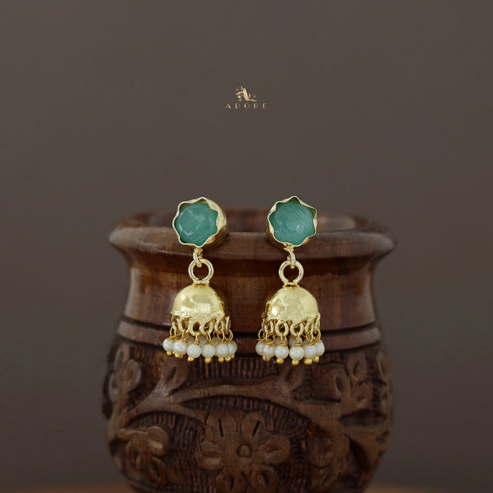 Nayeli Golden Pearl Jhumka