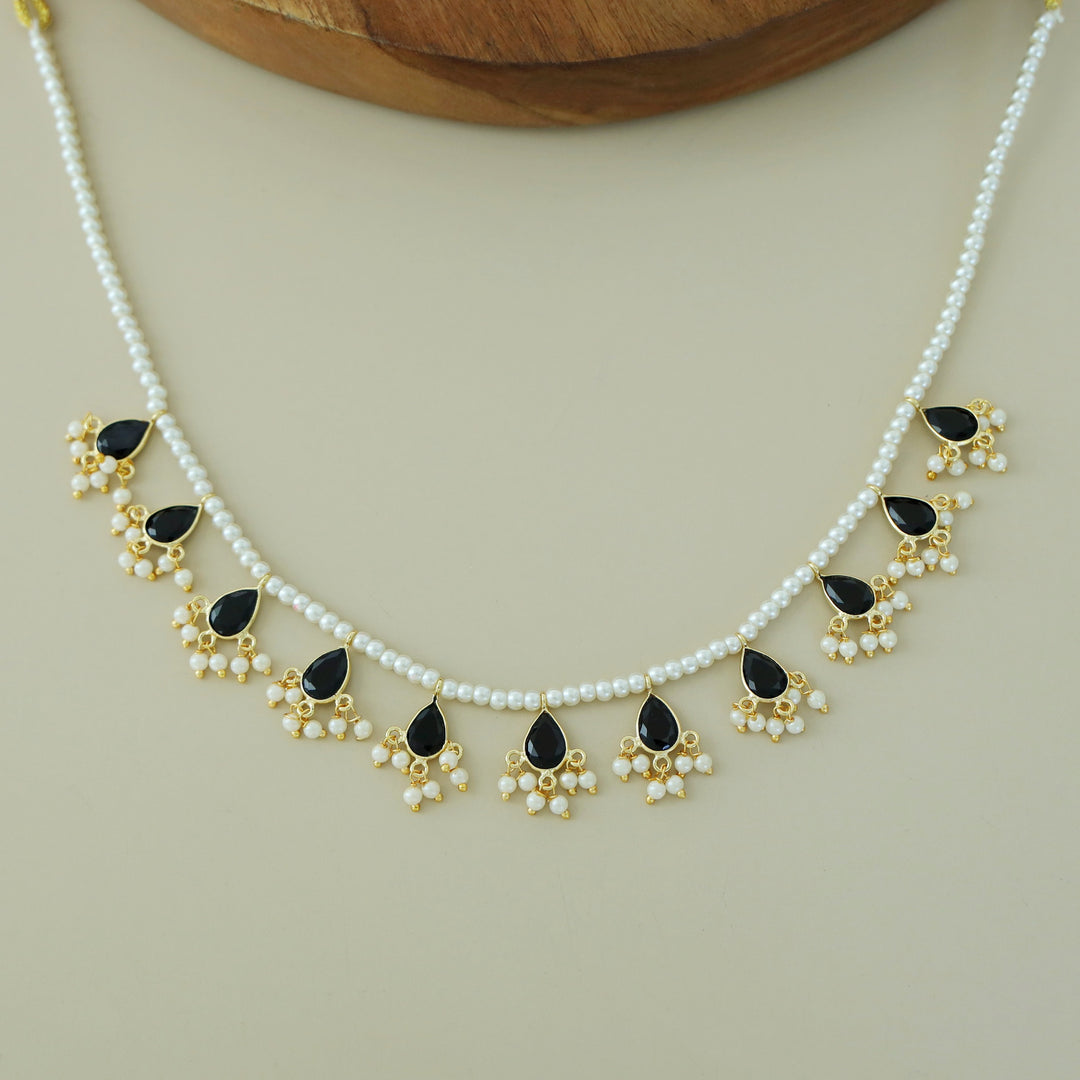 Golden Cluster Pearl Teardrop Glossy Stone Neckpiece