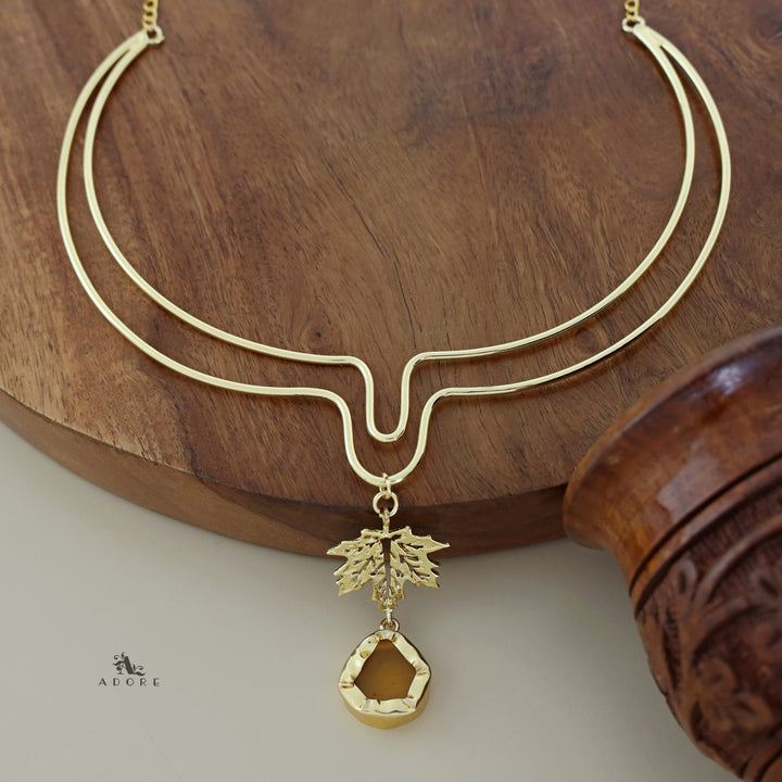 Golden Leafy Raw Stone Neckcuff