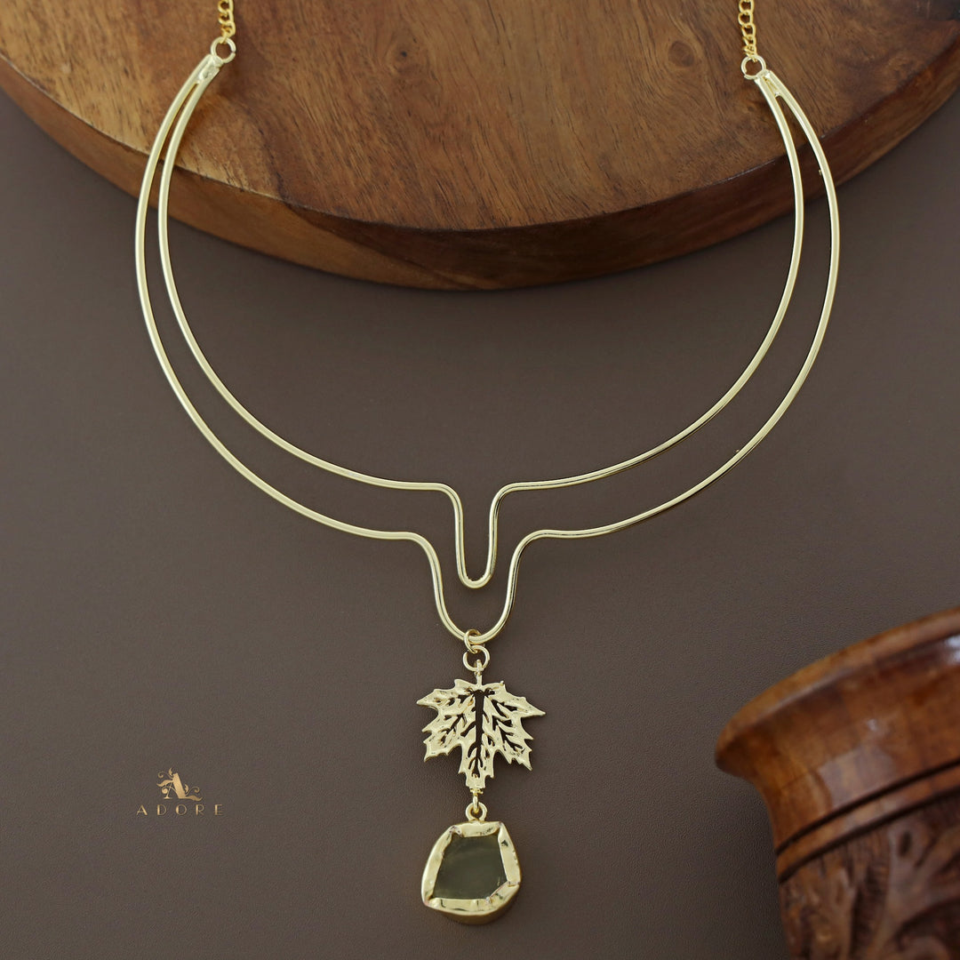 Golden Leafy Raw Stone Neckcuff