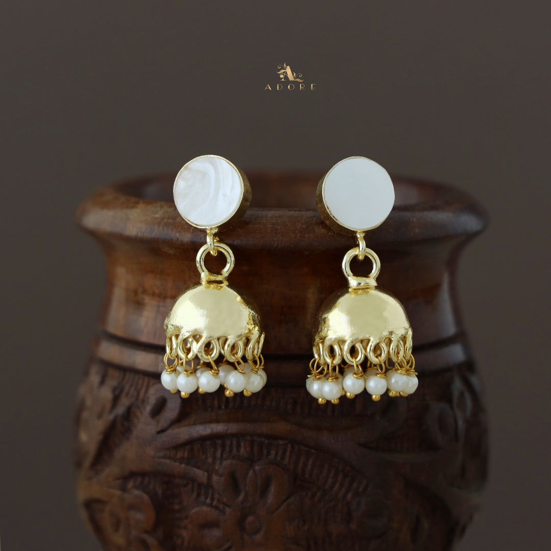 Nayeli Golden Pearl Jhumka