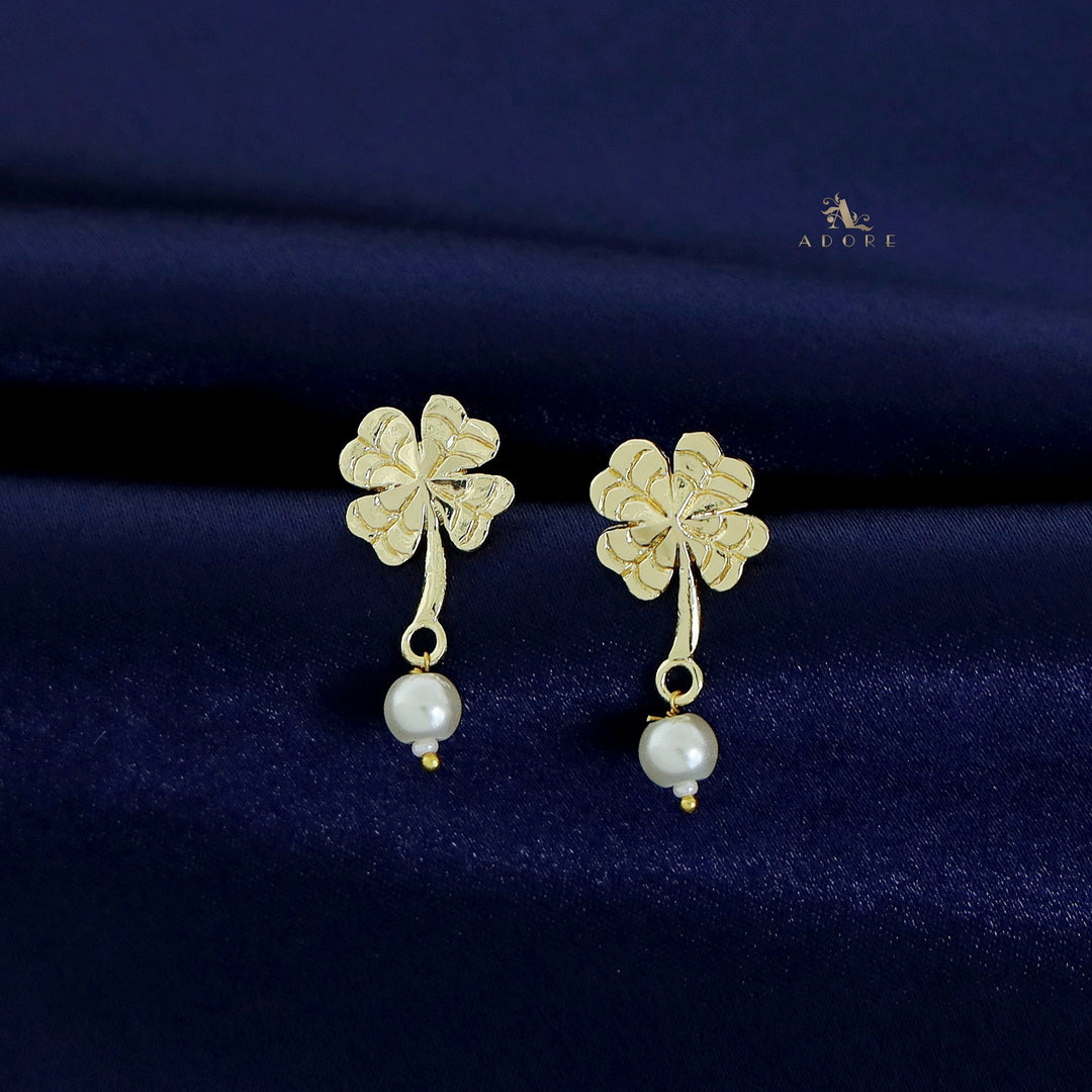 Golden Maple Flower Pearl Earring