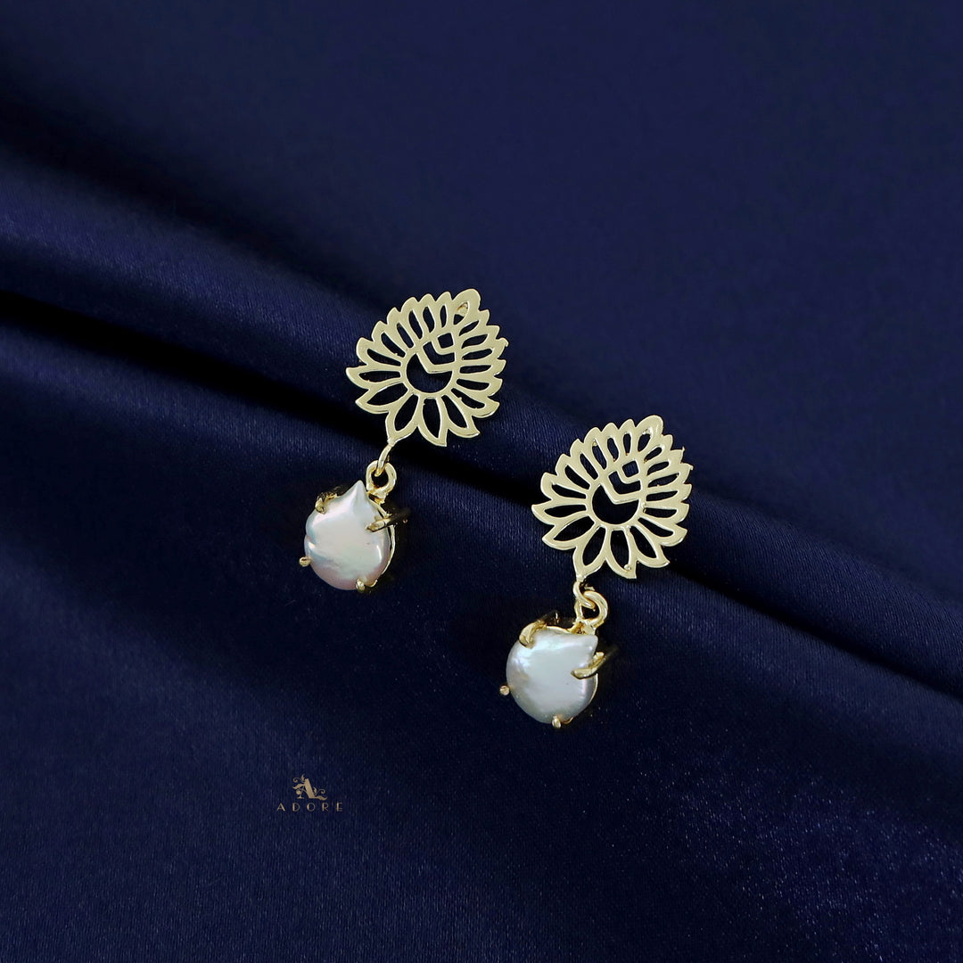 Golden Baroque Padma Floret Earring