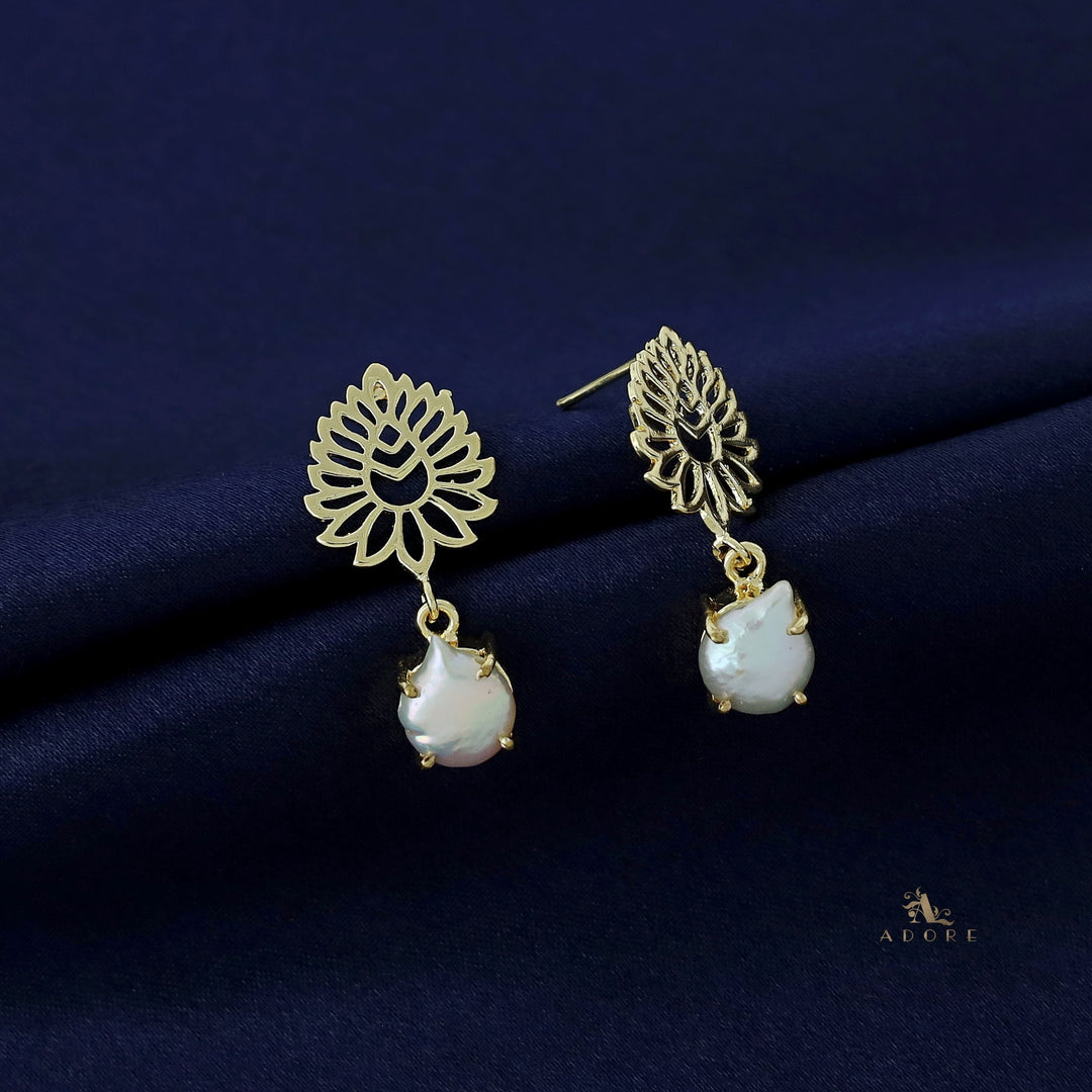 Golden Baroque Padma Floret Earring