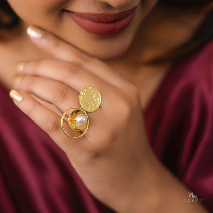 Golden Textured Circle Pearl Ring