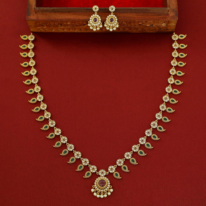 Premium Athitra Palakka Long Neckpiece With Earring