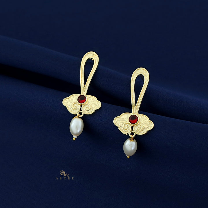 Shanaya Golden Pearl Earring