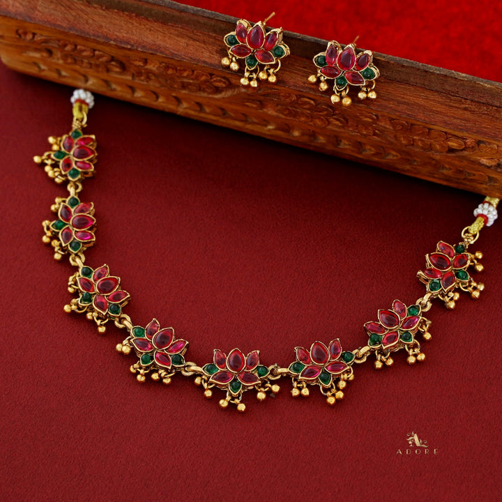 Anshika Golden Beads Lotus Neckpiece With Earring