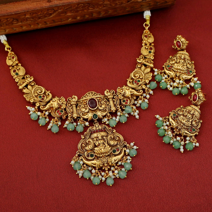 Pamadhya Lakshmi Pendant Neckpiece With Earring