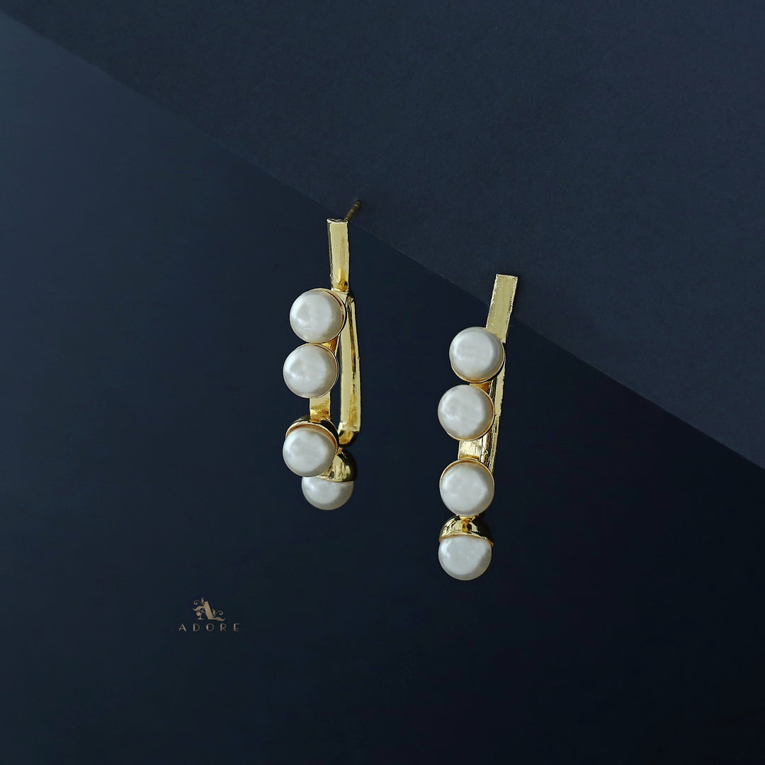 Zariah Golden Pearl Earring