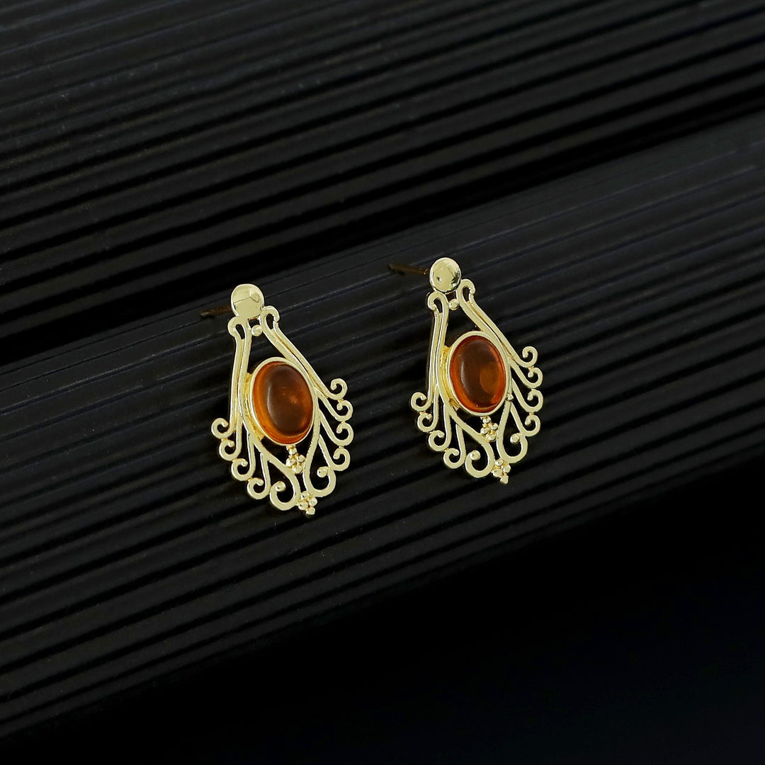 Uthra Golden Glossy Stone Earring