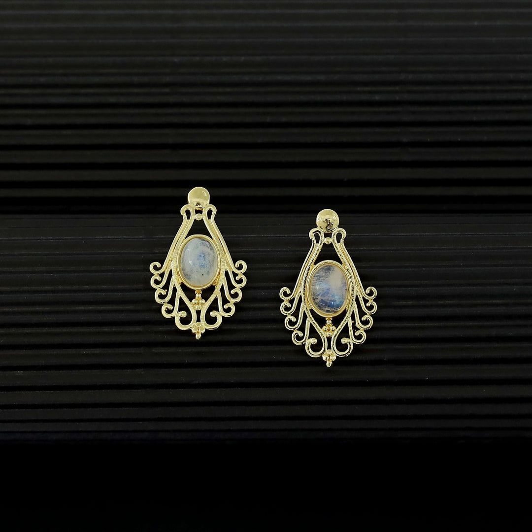 Uthra Golden Glossy Stone Earring