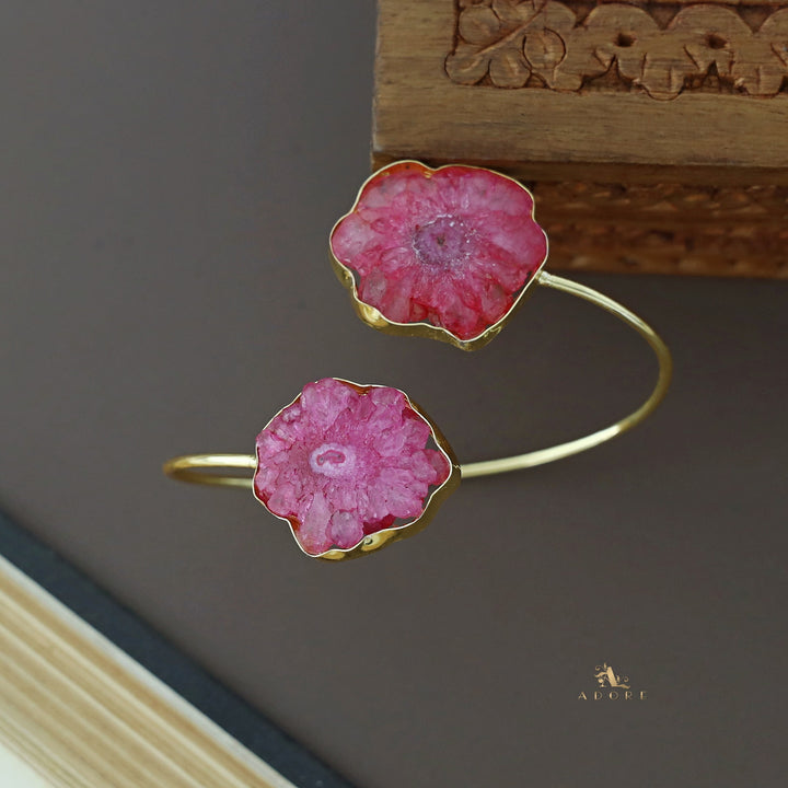 Hem Dual Solar Agate Bangle