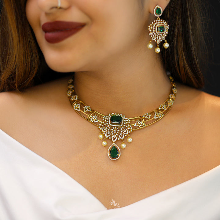 Bulbul Victorian AD Stone Neckpiece With Pearl