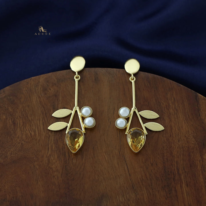 Carter Oval Dual Pearl Leaf Earring