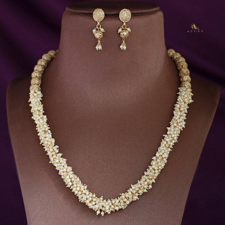 Pearl Cluster Bead Neckpiece With Earring