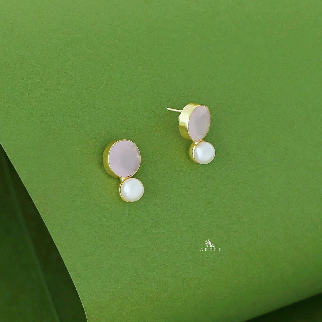 Laney Golden Circle Glossy Stone Pearl Earring