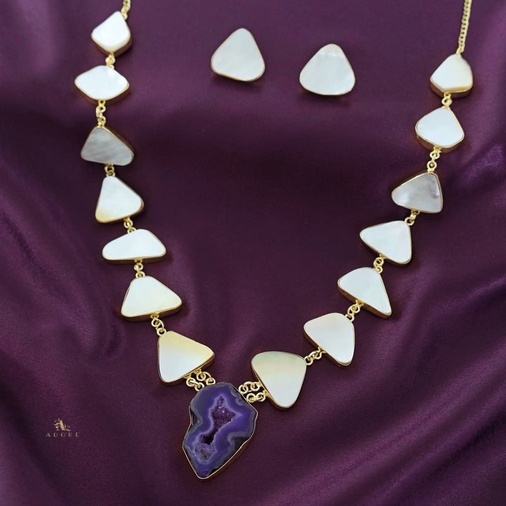 Natural MOP + Agate Stone Neckpiece With Stud