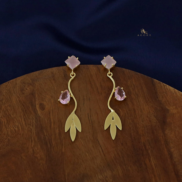 Curvy Golden Tri Leaf Glossy Earring