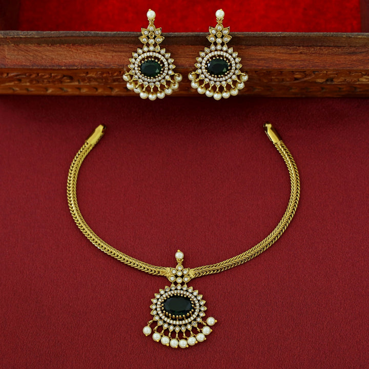 Vishita AD Stone Cluster Pearl Neckpiece With Earring