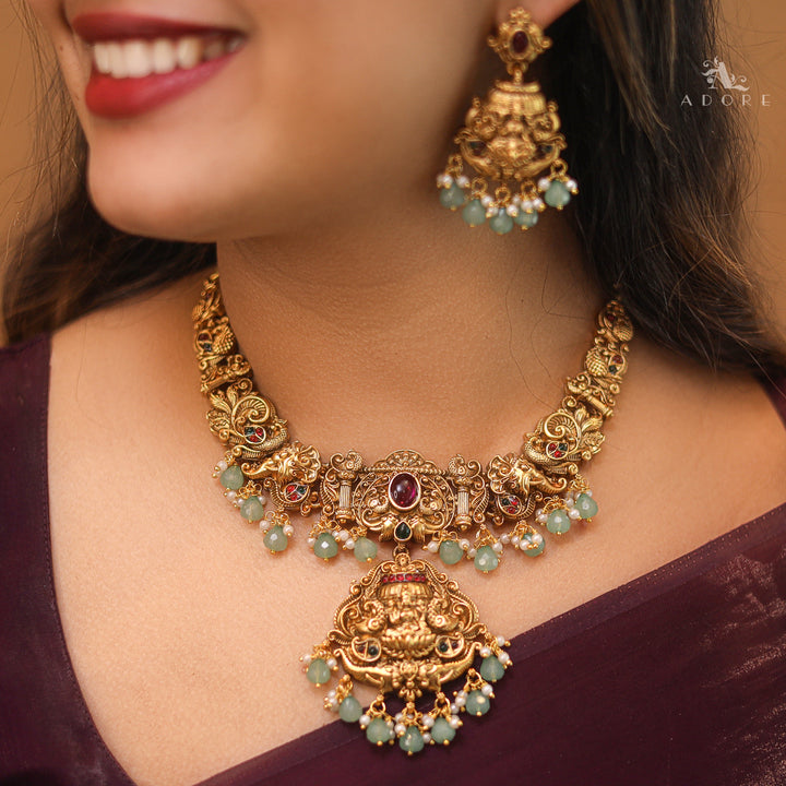 Pamadhya Lakshmi Pendant Neckpiece With Earring