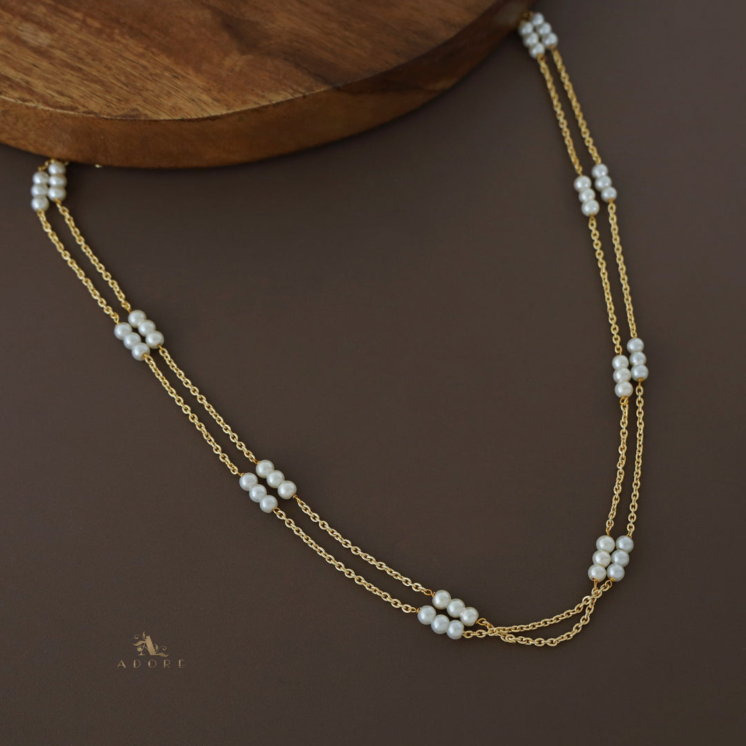 2 Layer Pearl Cluster Neckpiece