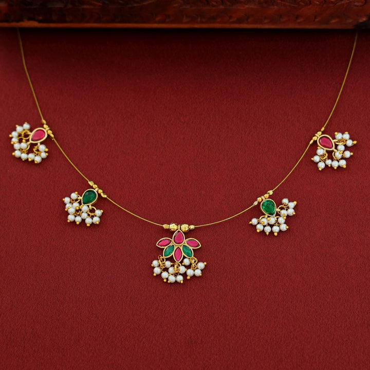 Jadau Kundan Flowery Pearl String Neckpiece