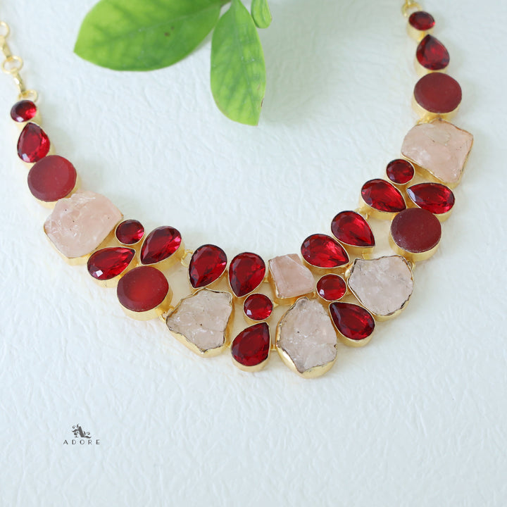 KAIA NECKPIECE