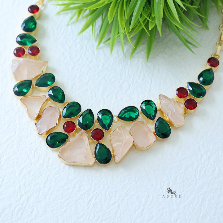 Izara Neckpiece