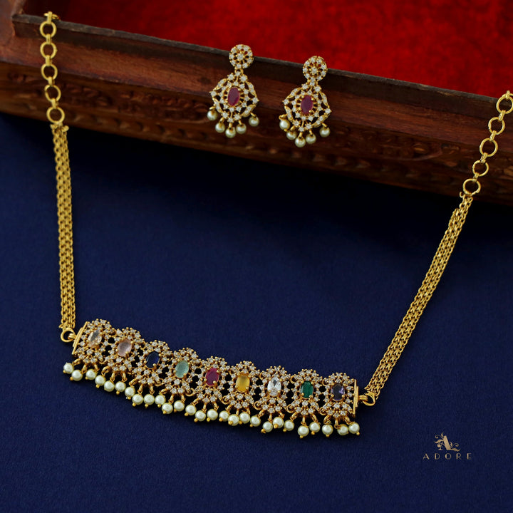 Aarushi Glossy Pearl Choker With Earring