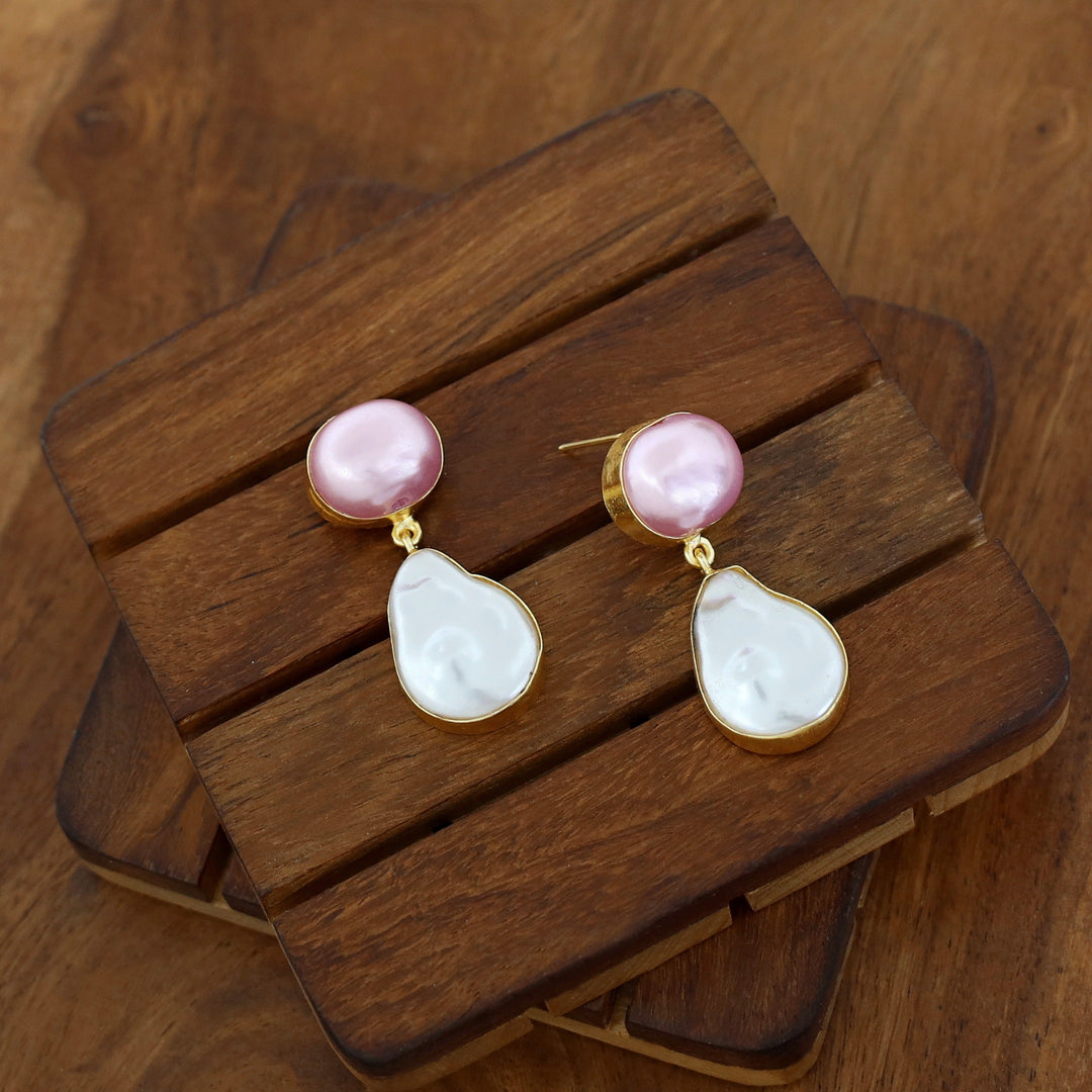 Gaila Pearl + Baroque Earring