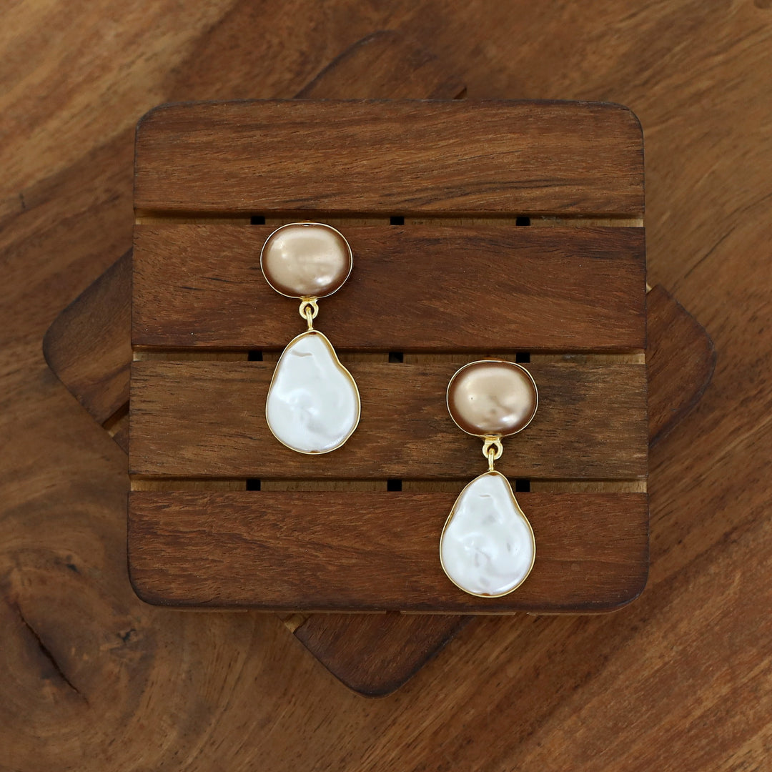 Gaila Pearl + Baroque Earring