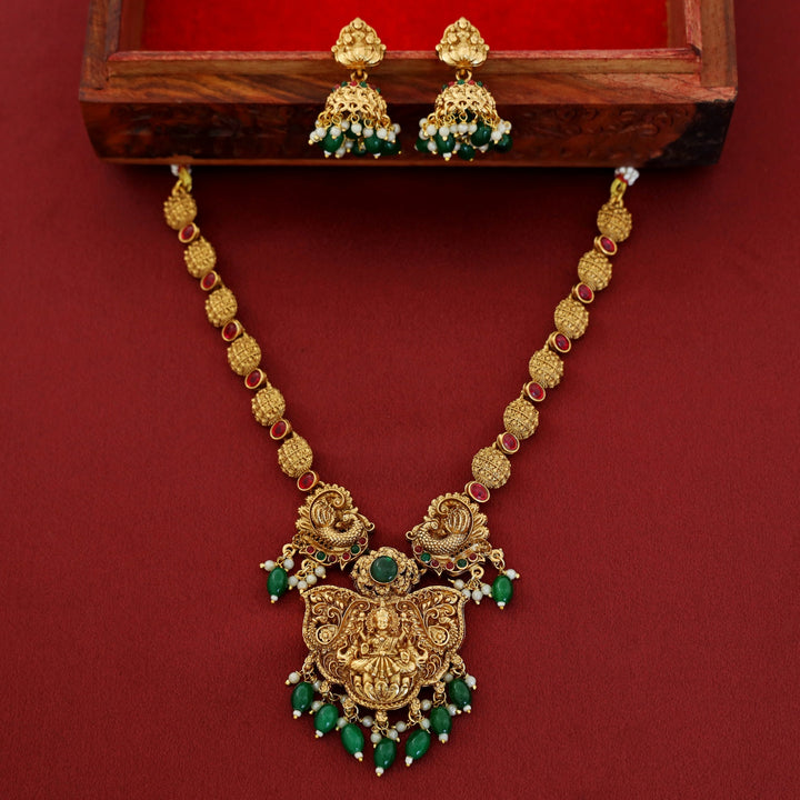 Arshini Lakshmidevi Short Neckpiece With Earring