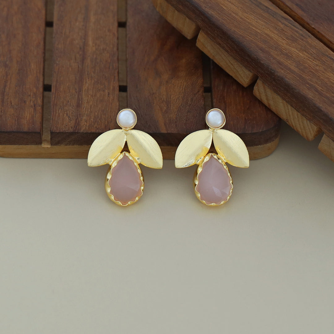 Ajala 2 Fold Leaf Glossy With Pearl Earring