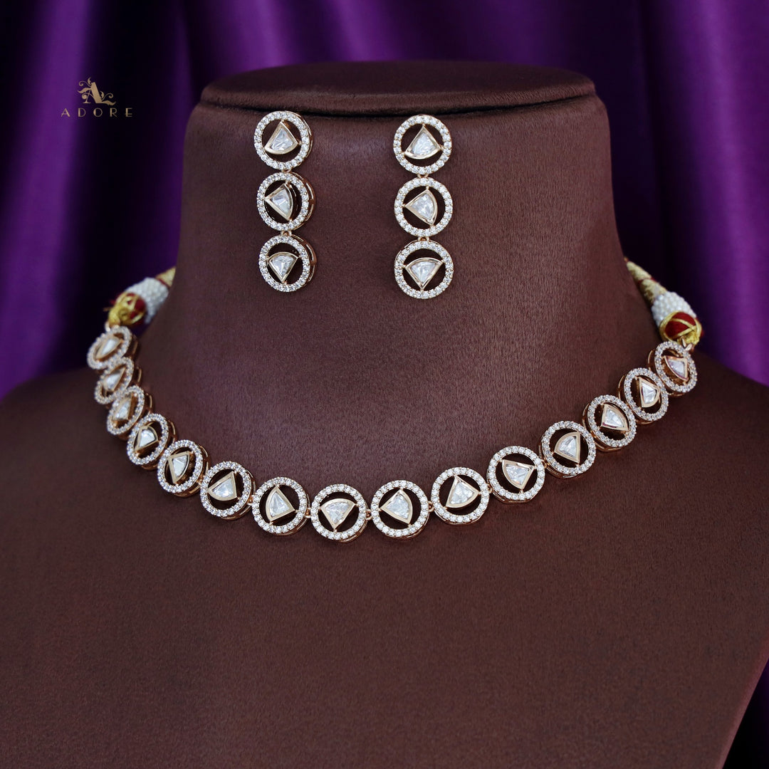 Divyathi Kundan Short Neckpiece With Earring