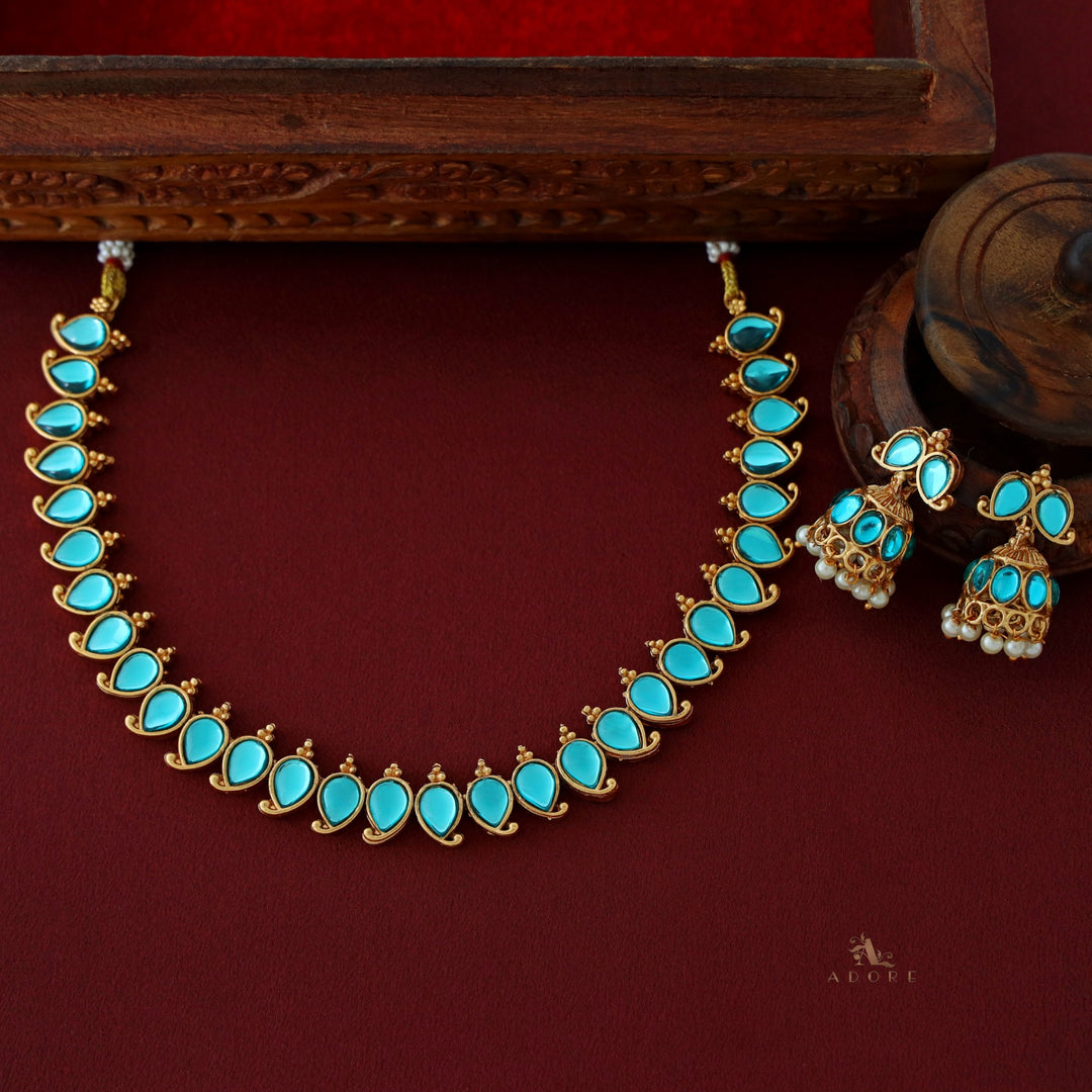 Yashwasi Neckpiece With Earring