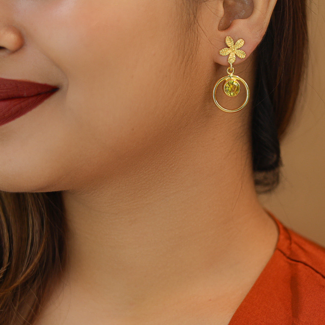 Eza Glossy Circle Earring