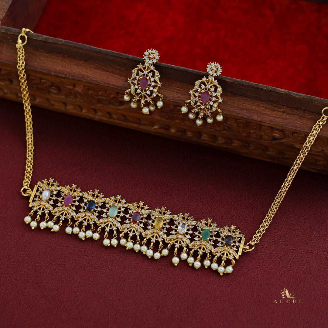 Aarushi Glossy Pearl Choker With Earring