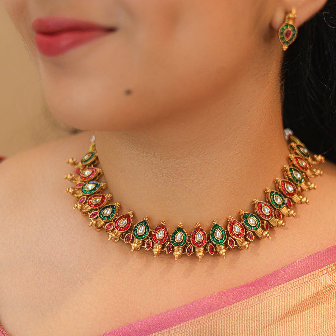 Lavanya Mayur Muster Neckpiece With Earring