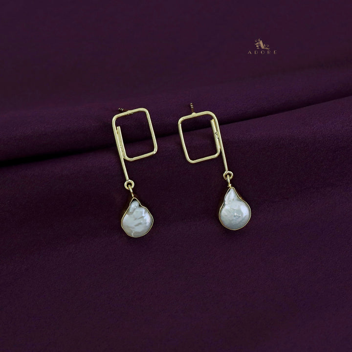 Golden Square Baroque Dropped Earring