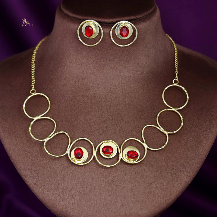 Netra Golden Circle Glossy Neckpiece With Earring