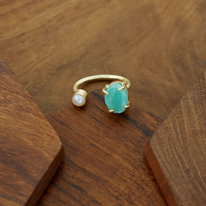 Ena Raw Stone Ring