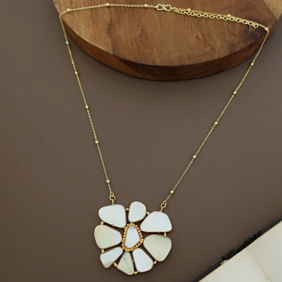 Flower MOP Pendant Long Neckpiece