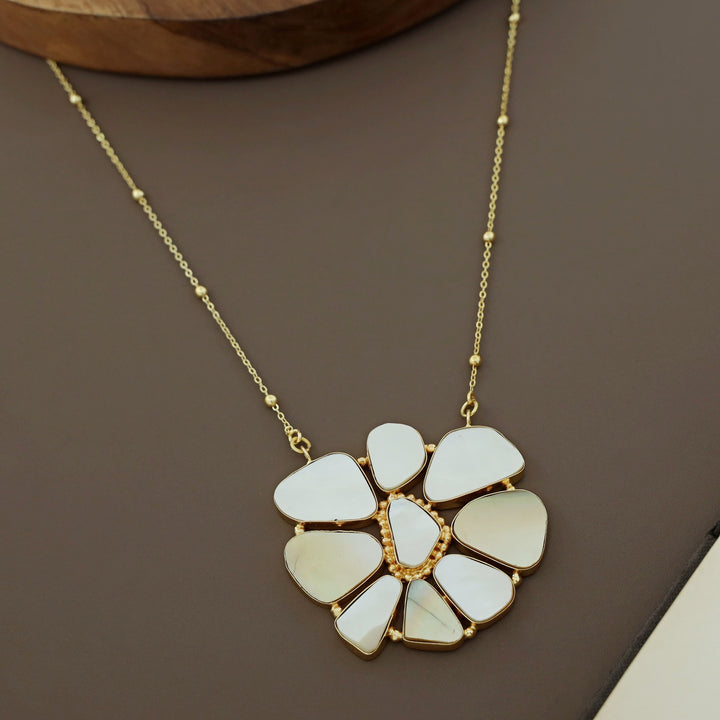 Flower MOP Pendant Long Neckpiece