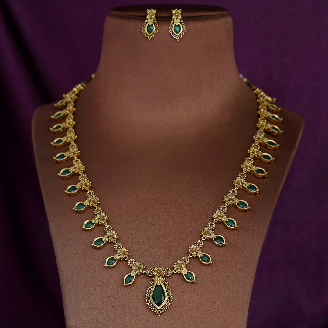 Raksha Nagapadam Palakka Long Neckpiece With Earring