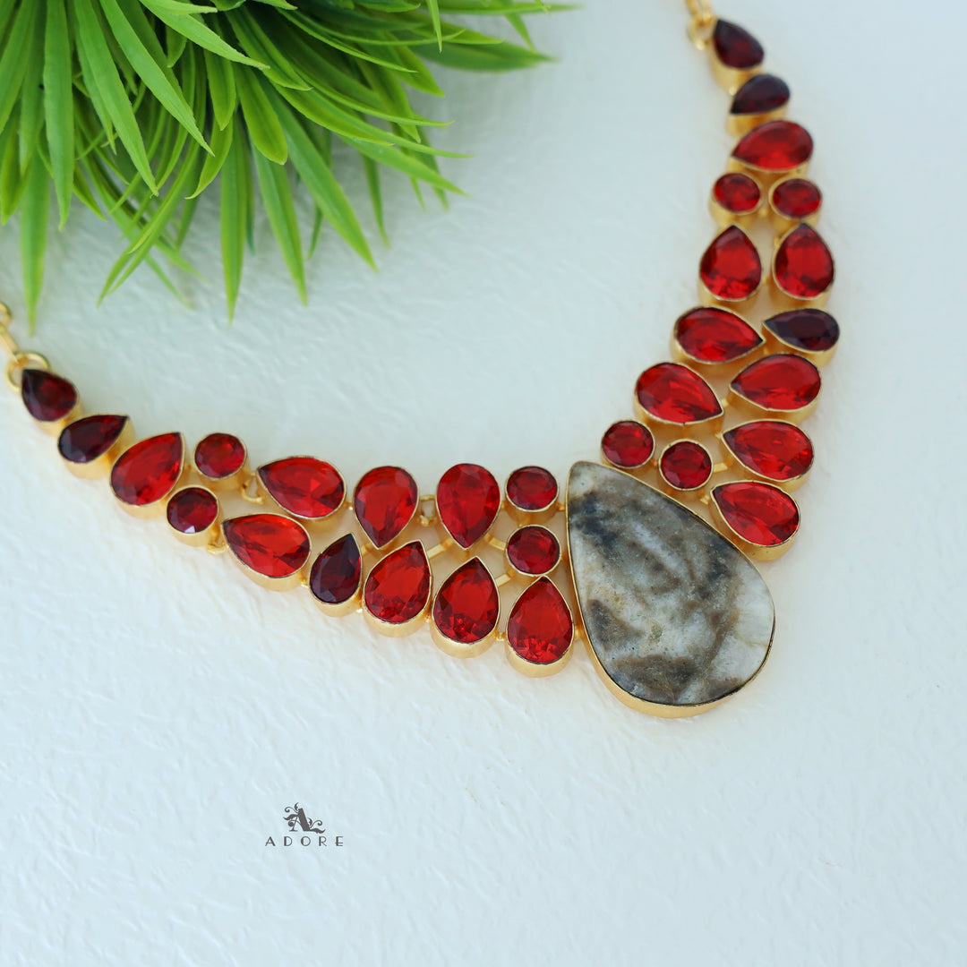 Zendeya Neckpiece