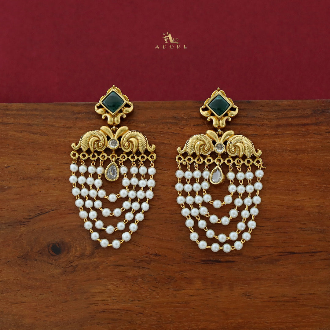 Avantika Diamond Circle Dew Drop Pearl Cluster Earring