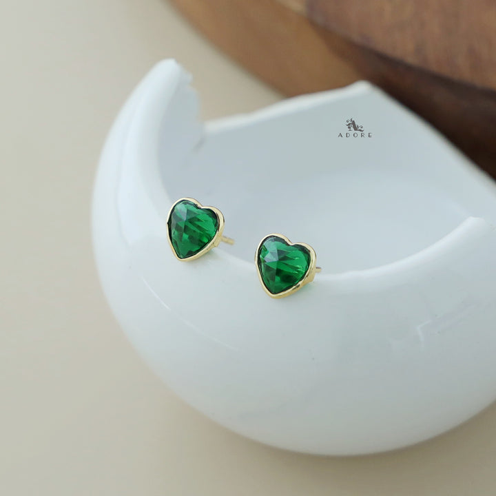 Anura Golden Glossy Stone Heart Stud