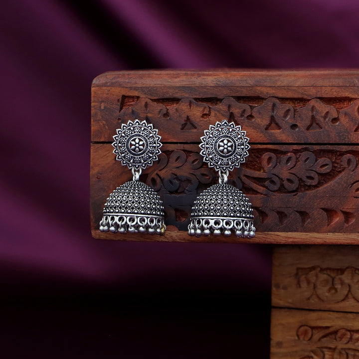 Nithyalaya Silver Jhumka